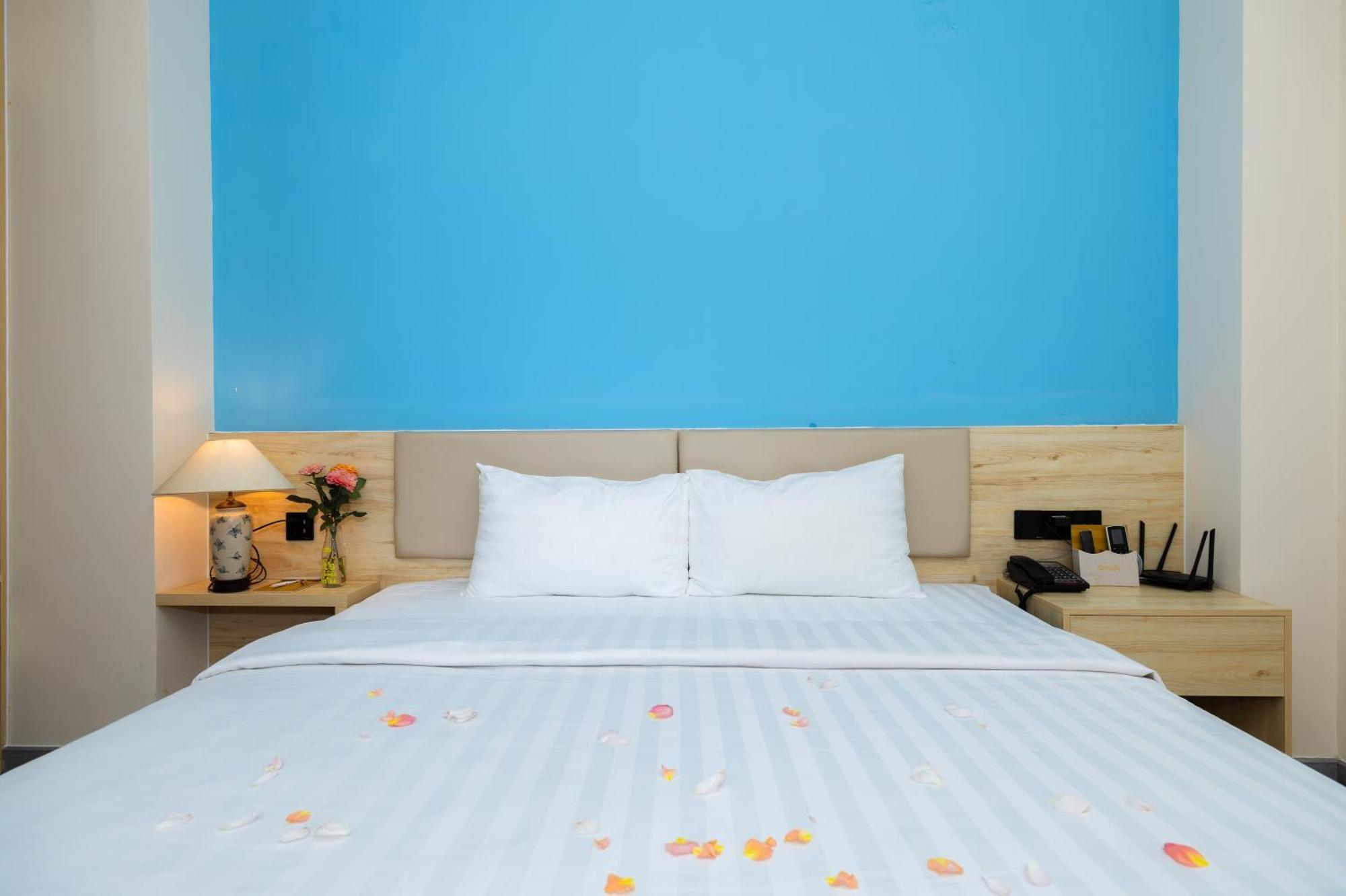 Khach San Phuoc Loc Tho 2 - 福禄寿 Hotell Ho Chi Minh-staden Exteriör bild